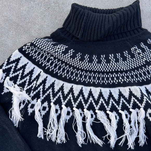 CATO Black and white tassel sweater - Picture 2 of 4